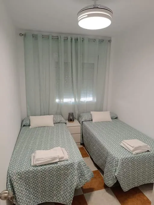 Apartamento Amplio Con Terraza Sanlucar de Barrameda 0*,  Spain